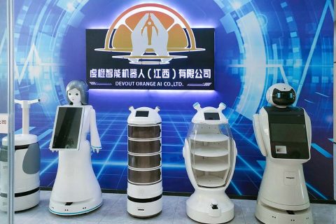 迎宾机器人“小美”成功落地江西虞程智能机器人展厅