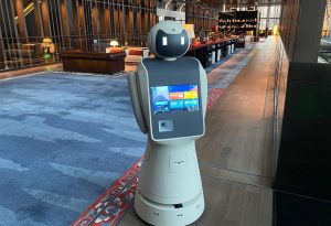 前台迎宾接待机器人的实际应用场景有哪些？