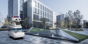 科技园区全天候的守护者：APV-SD安保巡逻机器人