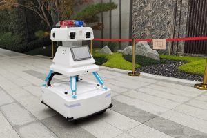 安防机器人升级助力智慧城市建设，提升公共安全管理
