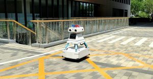 科技园区全天候的守护者：APV-SD安保巡逻机器人